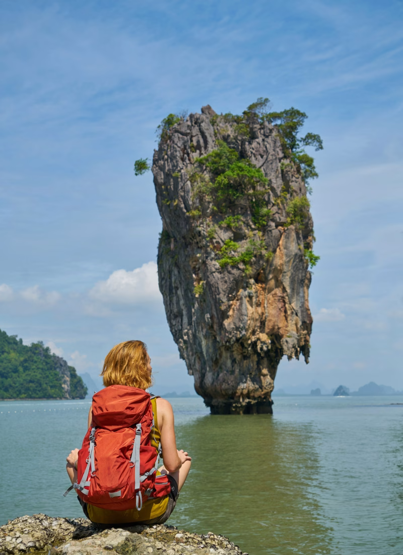 girl backpacking in thailand